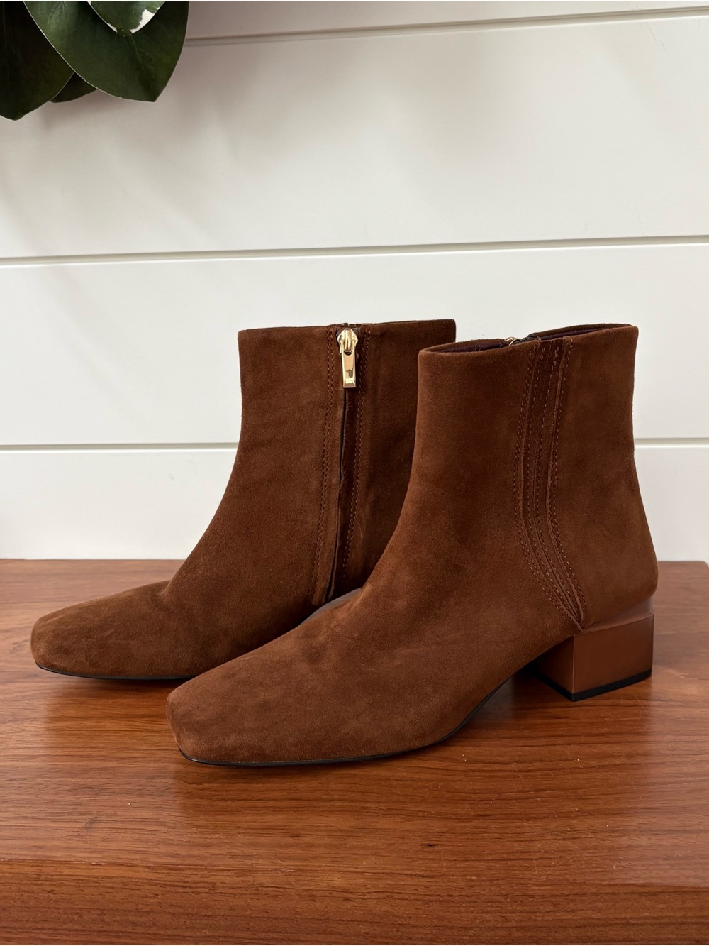 Franco Sarto Waxtona Suede Ankle Boots Booties Low Block Heel 6.5 Boho Fall Work